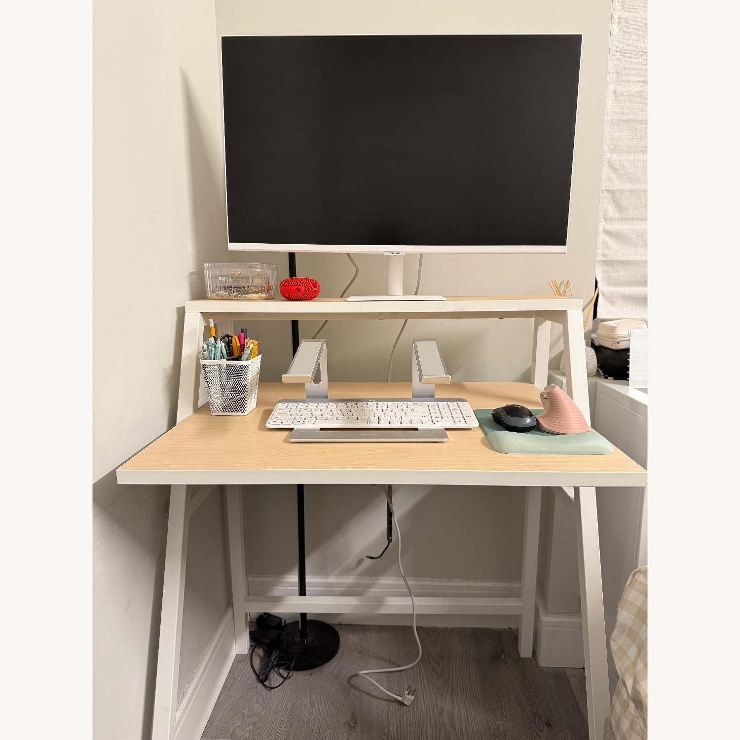IKEA Mittplan Desk - image-1