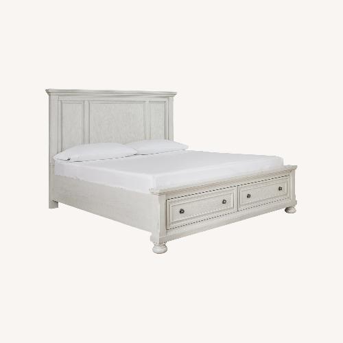 Used Robinsdale White Wood Queen Bed for sale on AptDeco