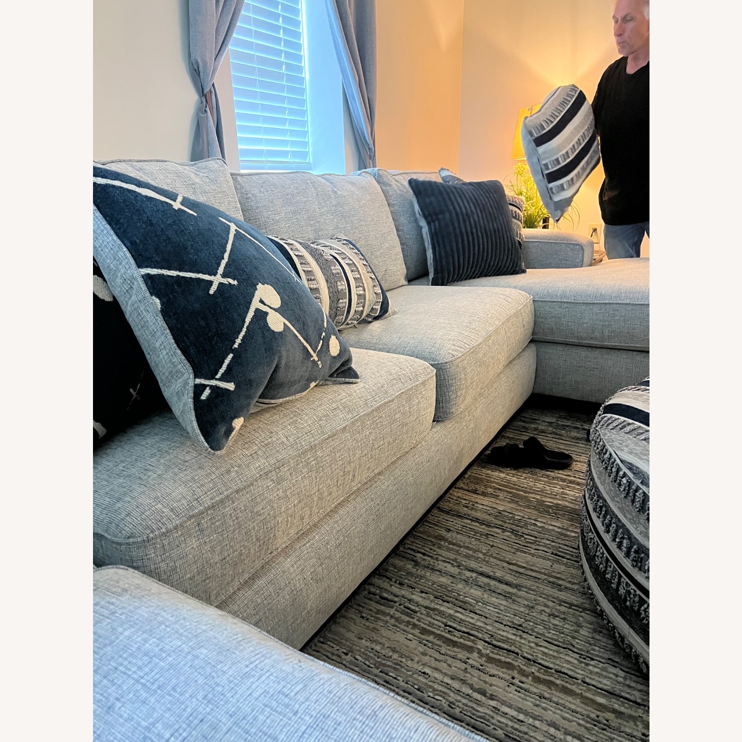 Raymour & Flanigan Alston Light Gray 3+ Piece Sectional - image-3