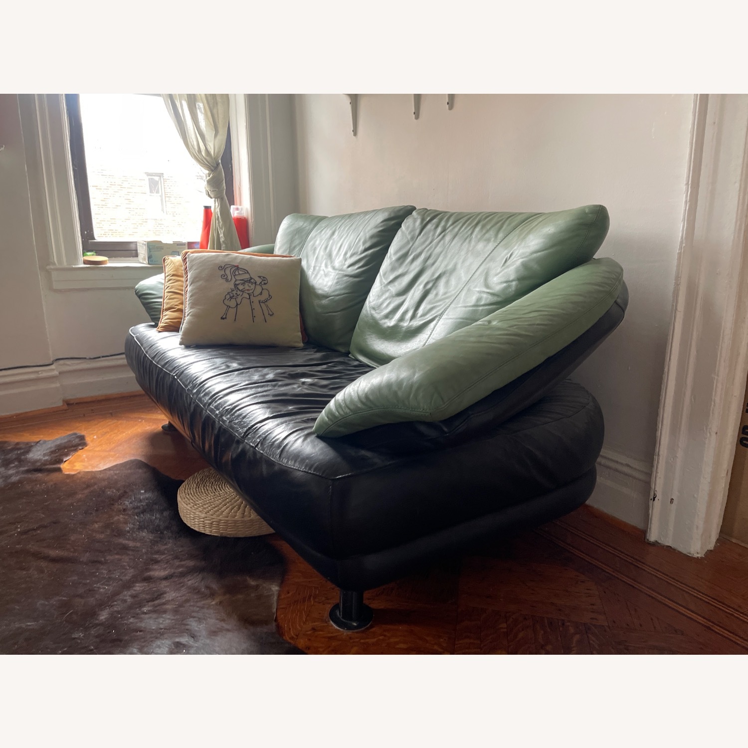 Vintage Modern Green 3 Seater Leather Sofa - image-2