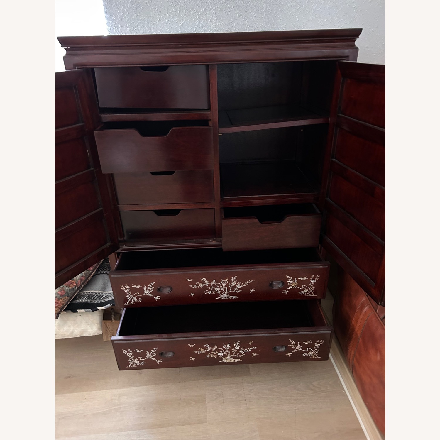 Oriental Furniture Chest - image-2