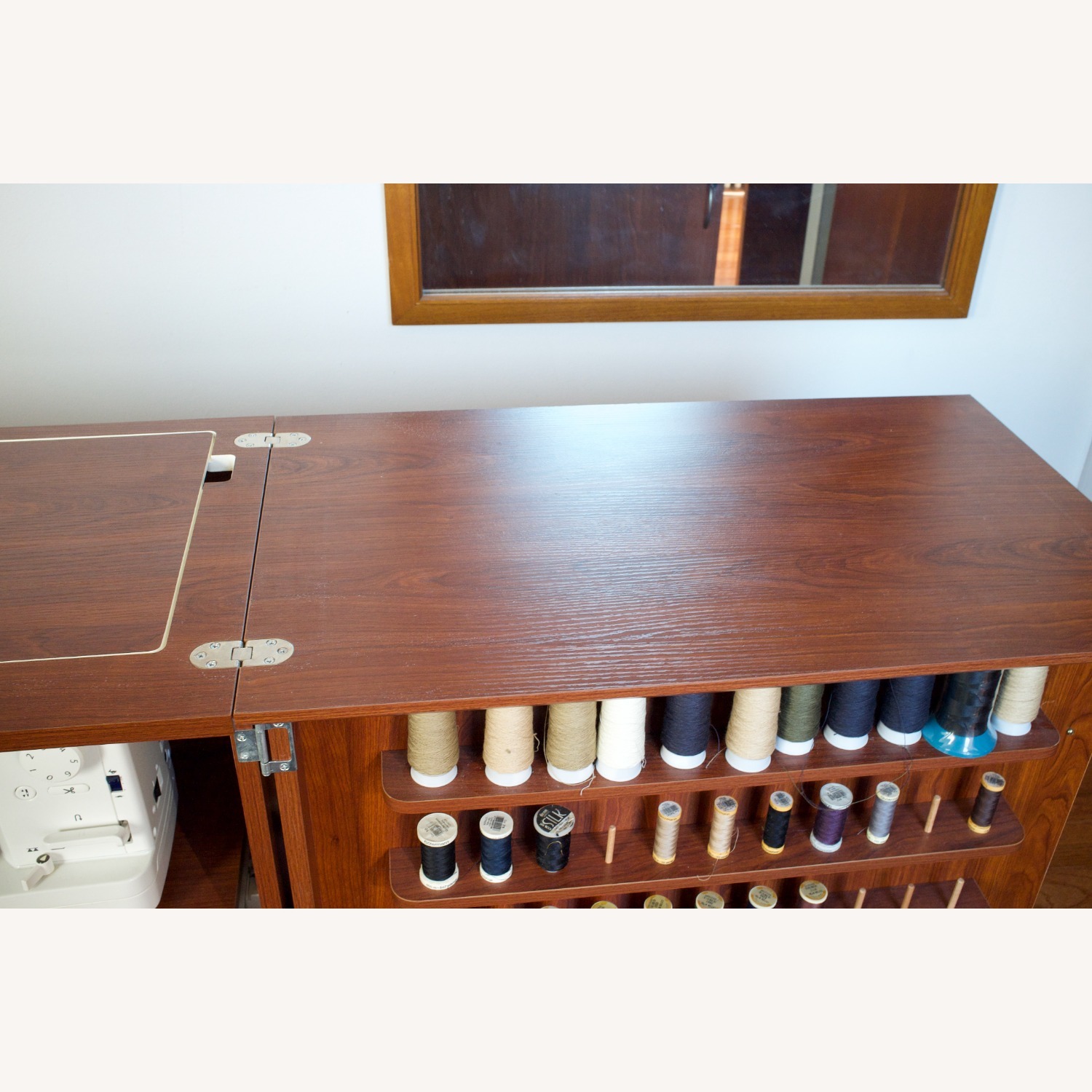 Kangaroo Sewing Wallaby Hydraulic Sewing Cabinet - image-11