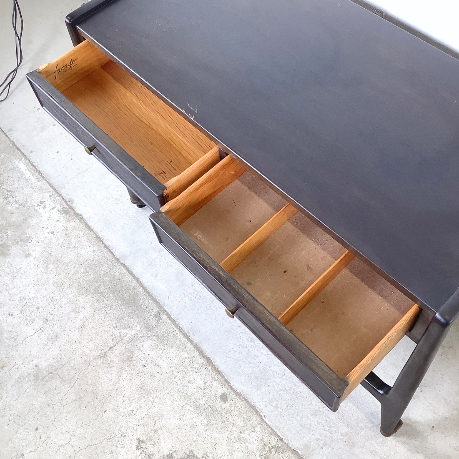 Mid-Century Mt. Airy "Facade" Bar or Serving Cart - image-8