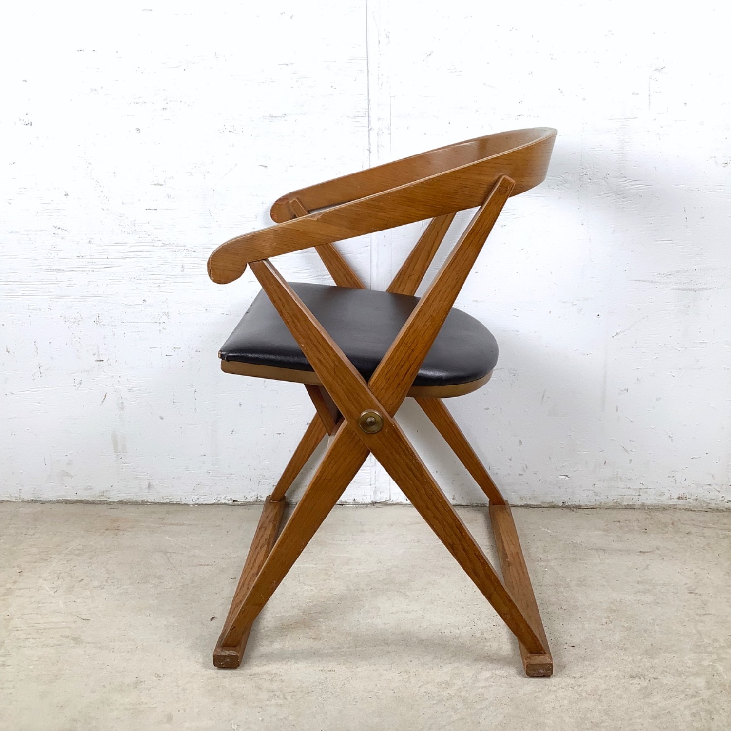 Drexel Vintage Campaign Chair, Rounded Back - image-4