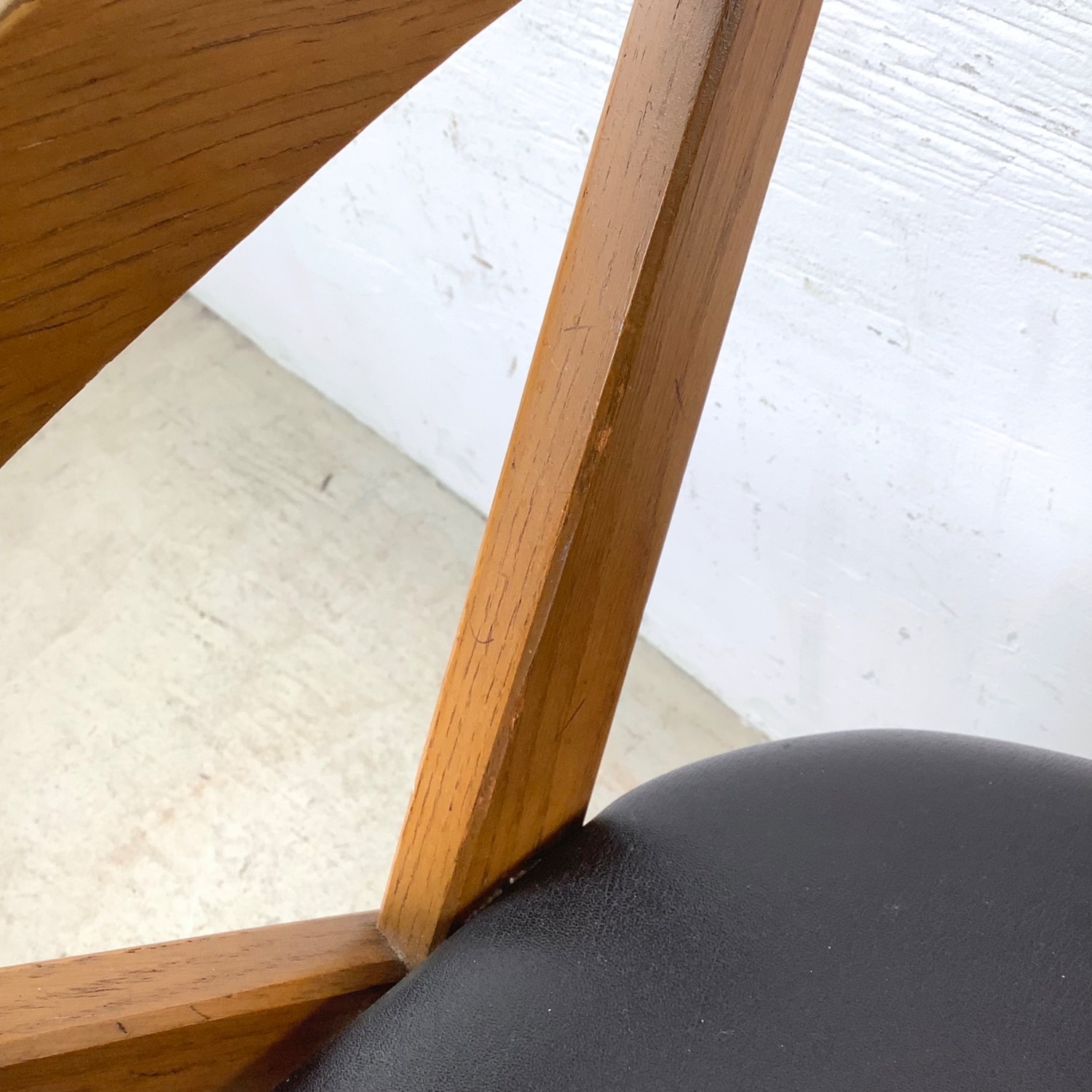 Drexel Vintage Campaign Chair, Rounded Back - image-17