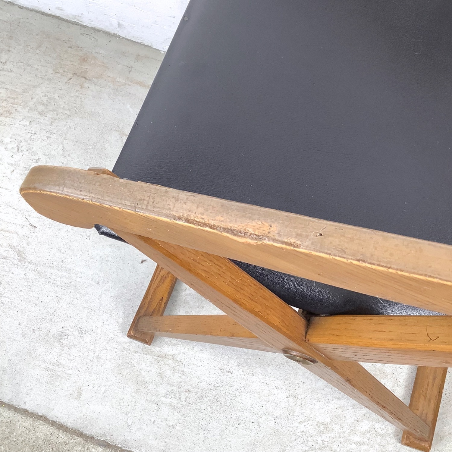 Drexel Vintage Campaign Chair, Rounded Back - image-9