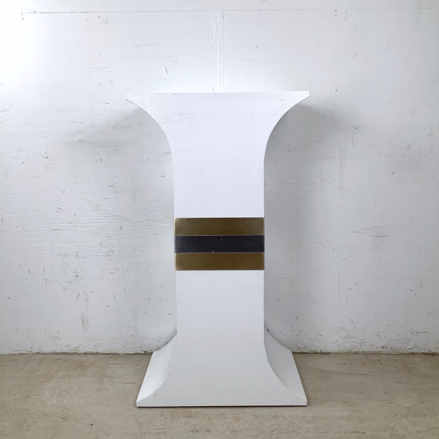 1980s Hollywood Regency Sculptural Pedestal - image-1