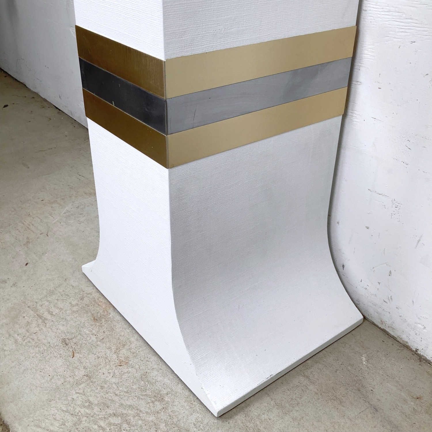 1980s Hollywood Regency Sculptural Pedestal - image-9