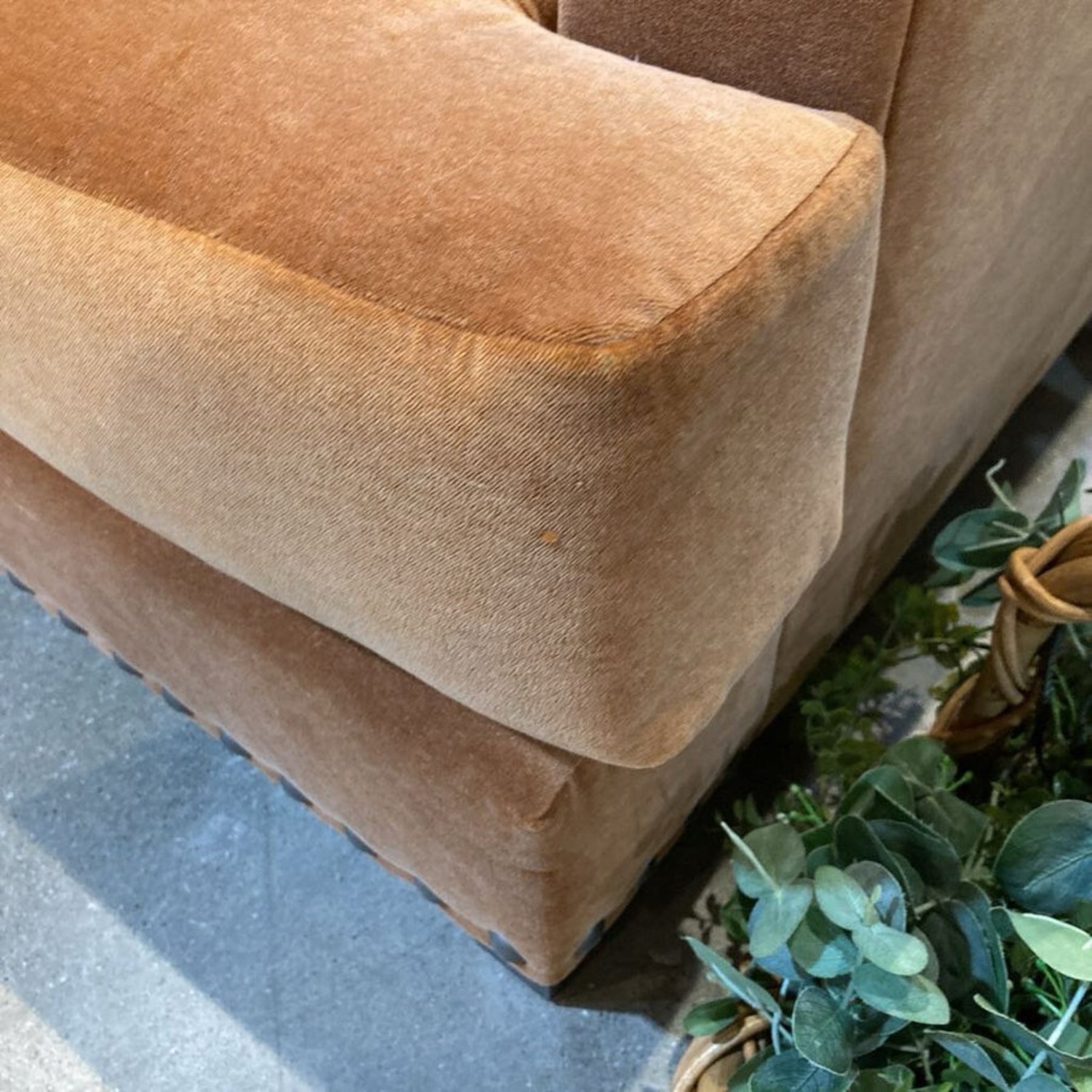 Norwalk Furniture Linkin Collection 3-Seat Sofa - image-11