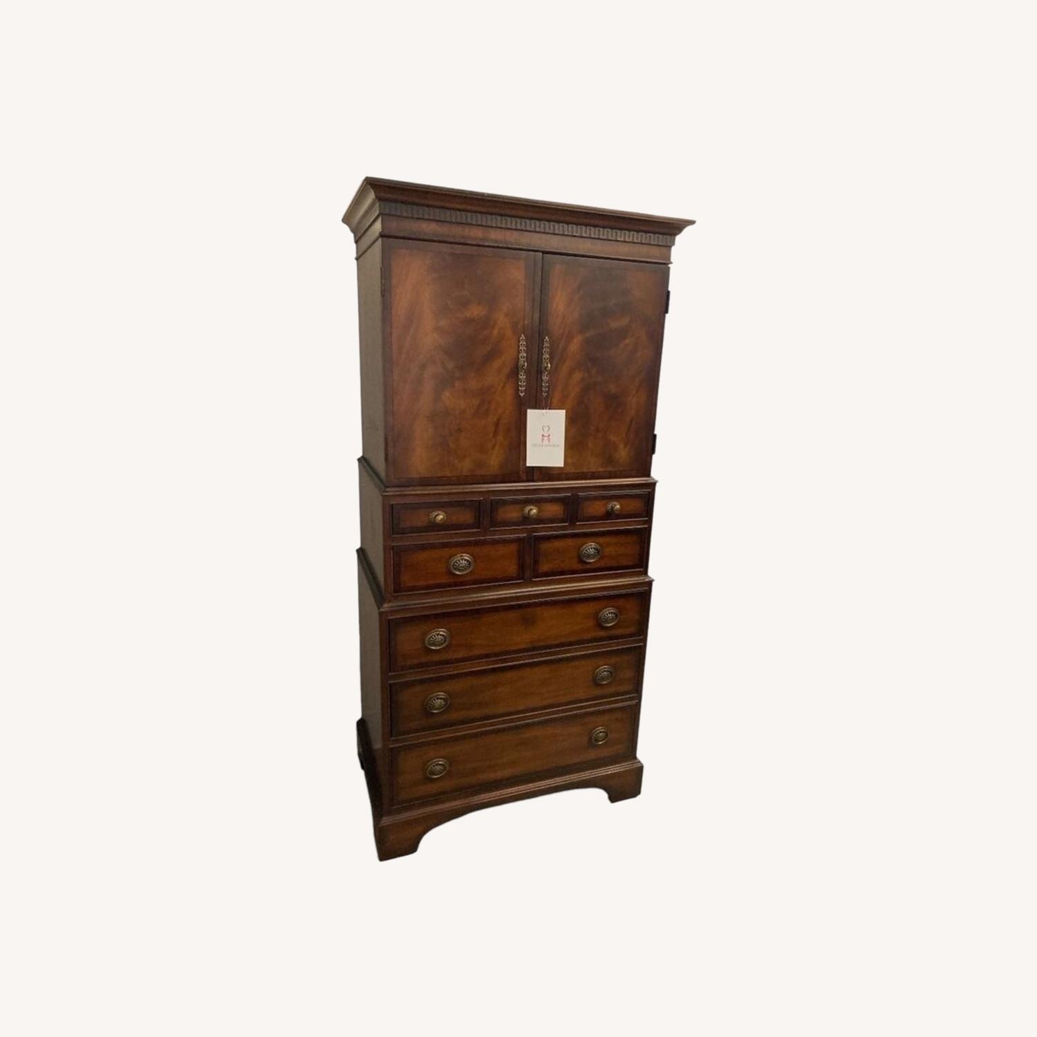Georgian Style Mahogany Armoire Furniture - image-0