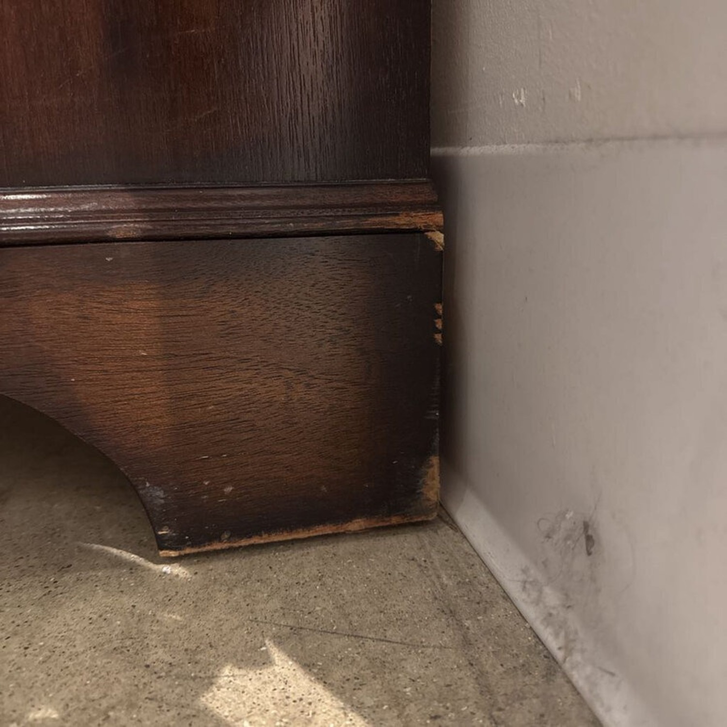 Georgian Style Mahogany Armoire Furniture - image-7