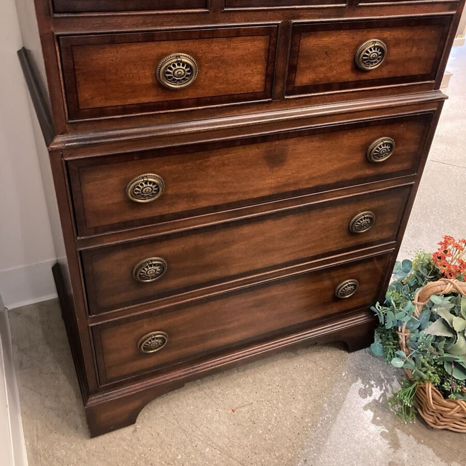 Georgian Style Mahogany Armoire Furniture - image-4