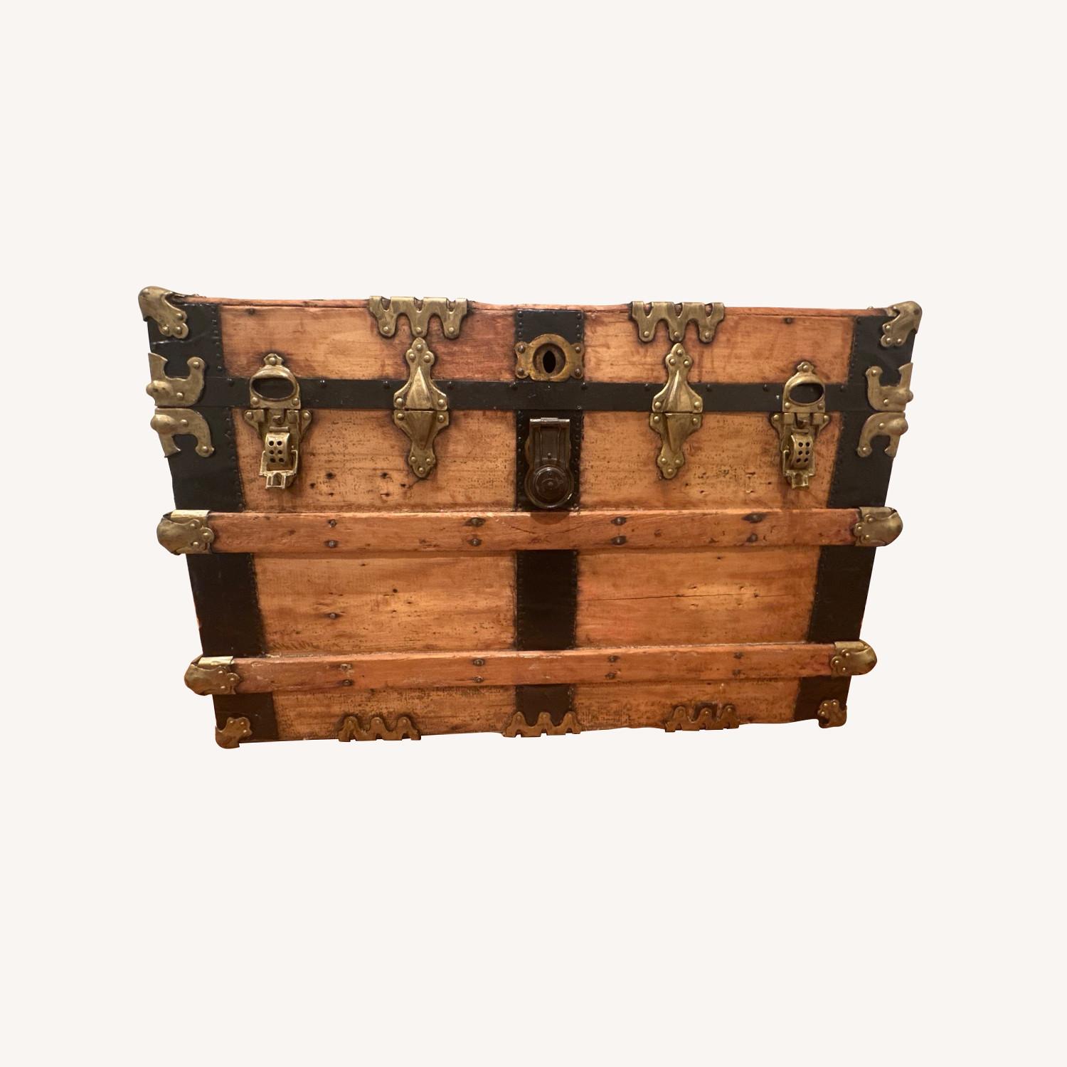 Vintage/Antique Steamer Trunk 19th Century - image-0