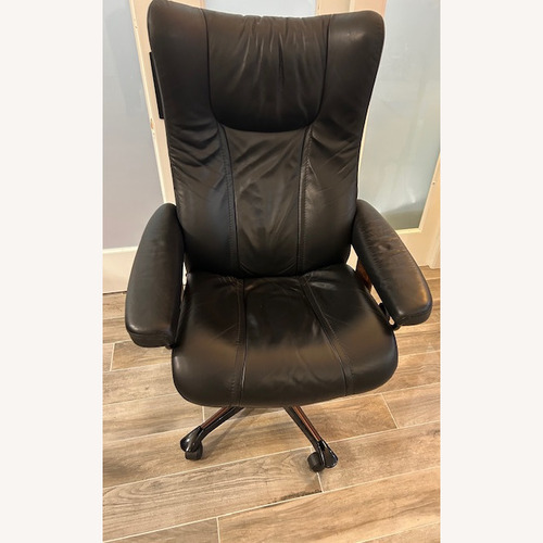 Used Jensen - Lewis Stressless Recliner for sale on AptDeco