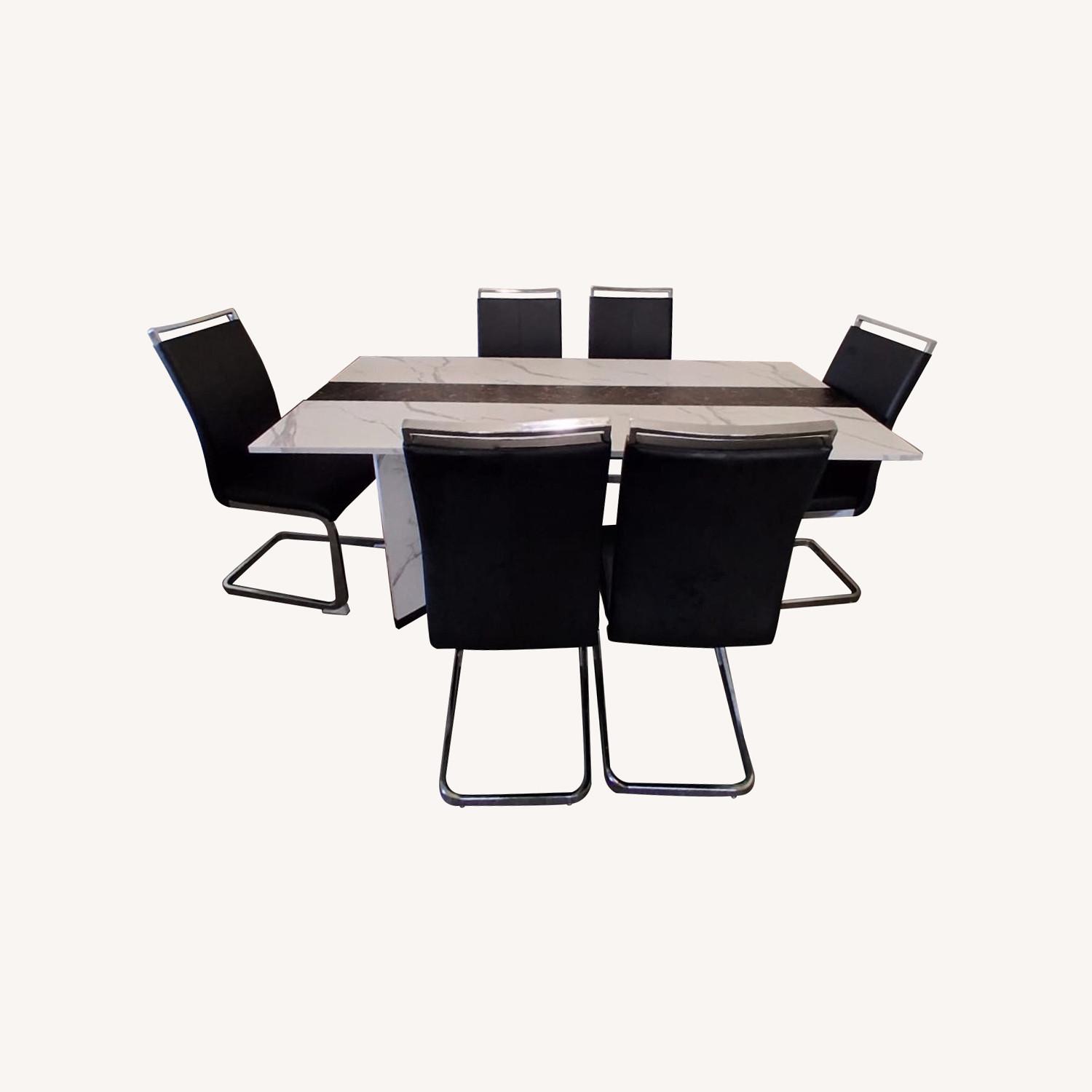 Amazon Baysitone Dining Set - image-0