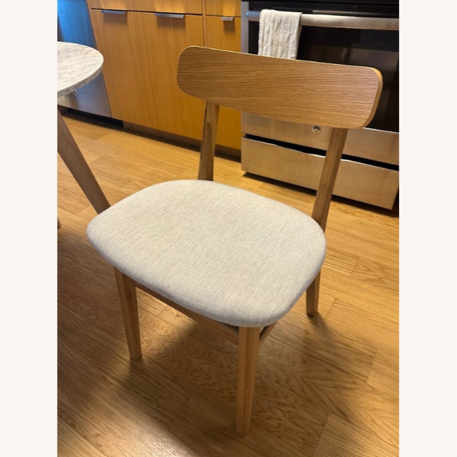 Article Mara Natural Marble Dining Set - image-3