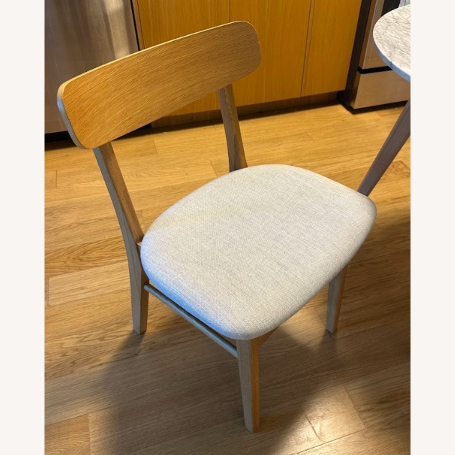 Article Mara Natural Marble Dining Set - image-2