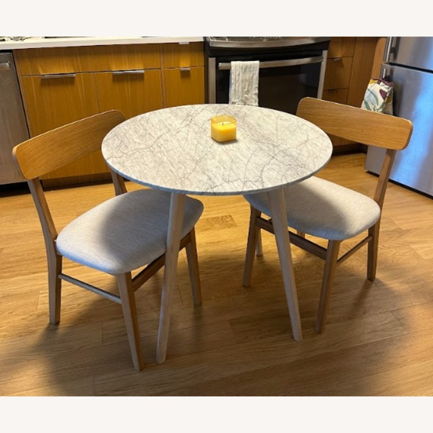 Article Mara Natural Marble Dining Set - image-1