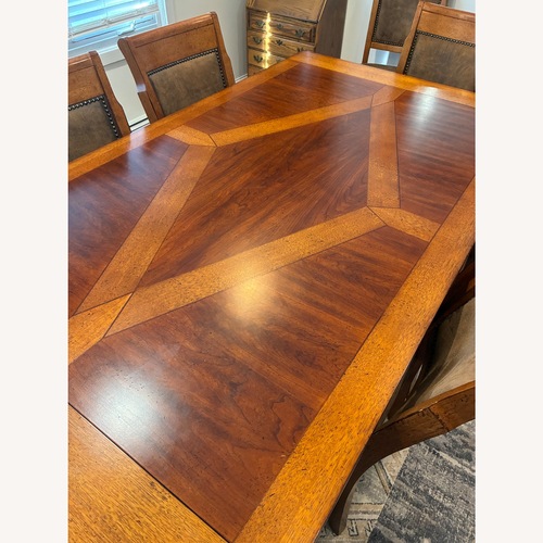 Used Dining Room Table for sale on AptDeco
