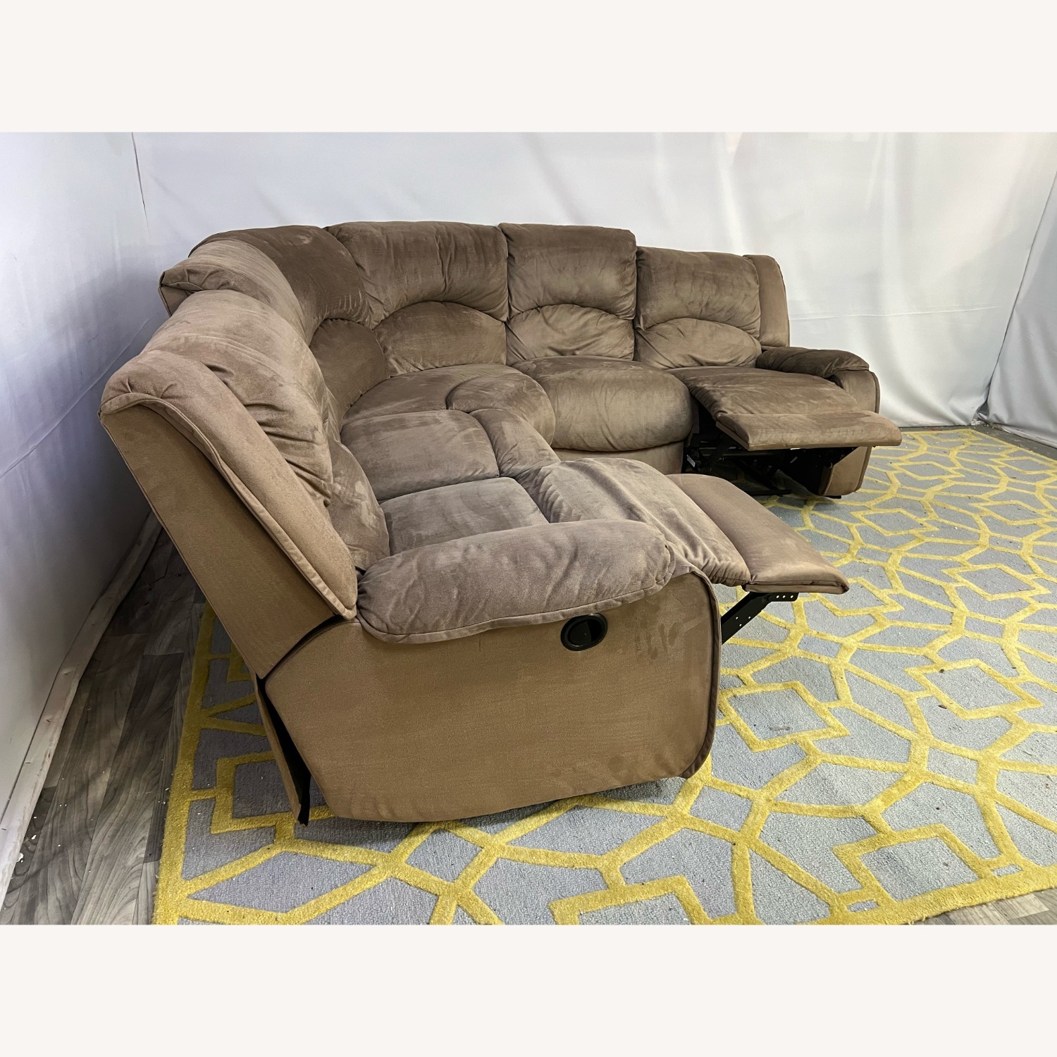 Benlocke Reclining Sectional Couch - image-7