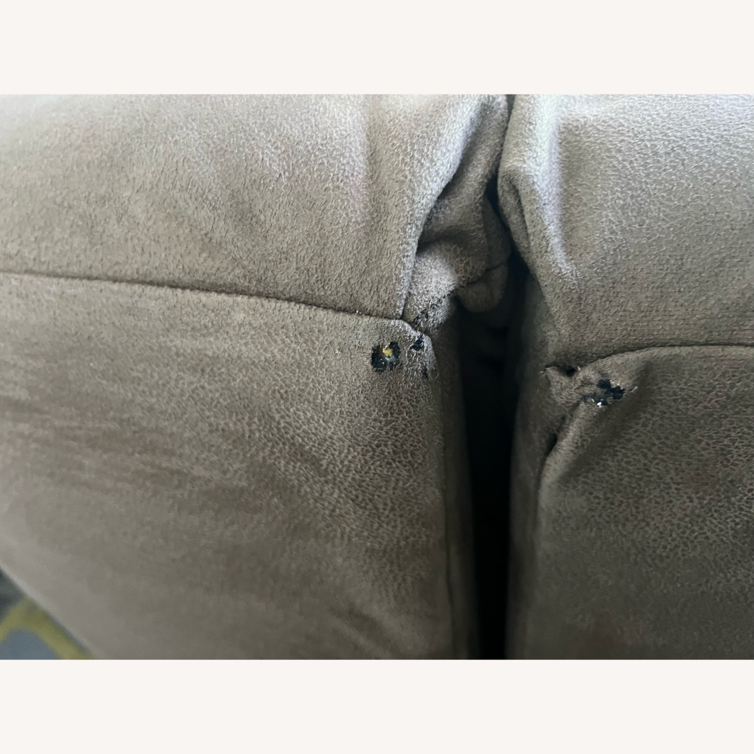 Benlocke Reclining Sectional Couch - image-6