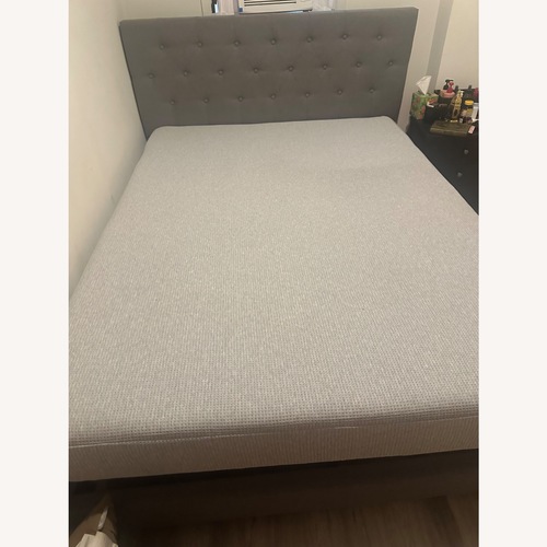 Used Wayfair Queen Bed for sale on AptDeco