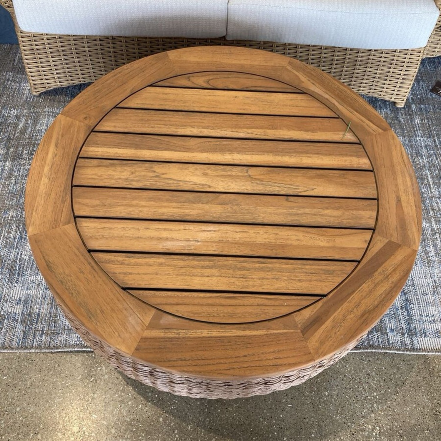 Lloyd Flanders Tobago Round Coffee Table - image-4