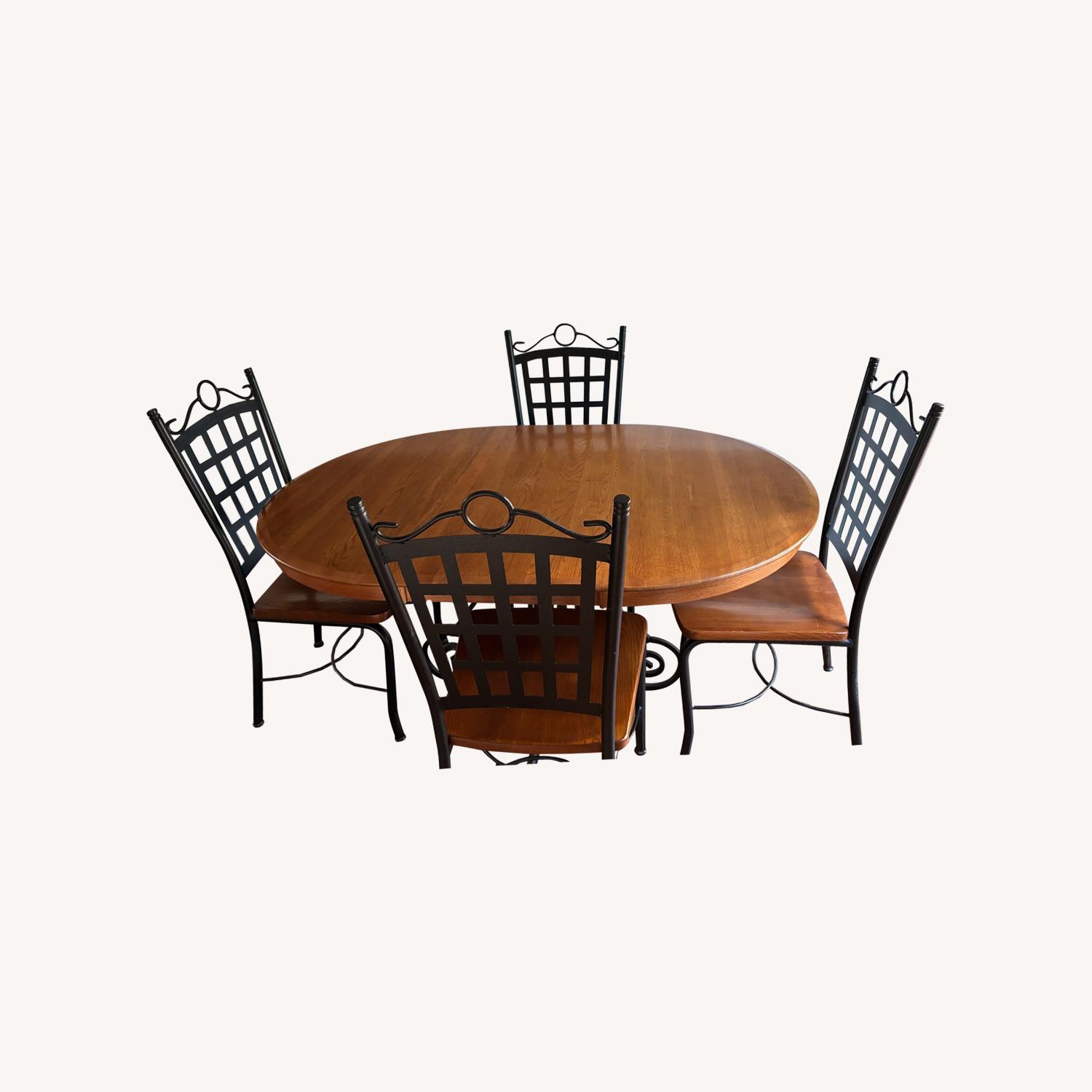 5 Piece Oval Extendable Dining Set - image-0