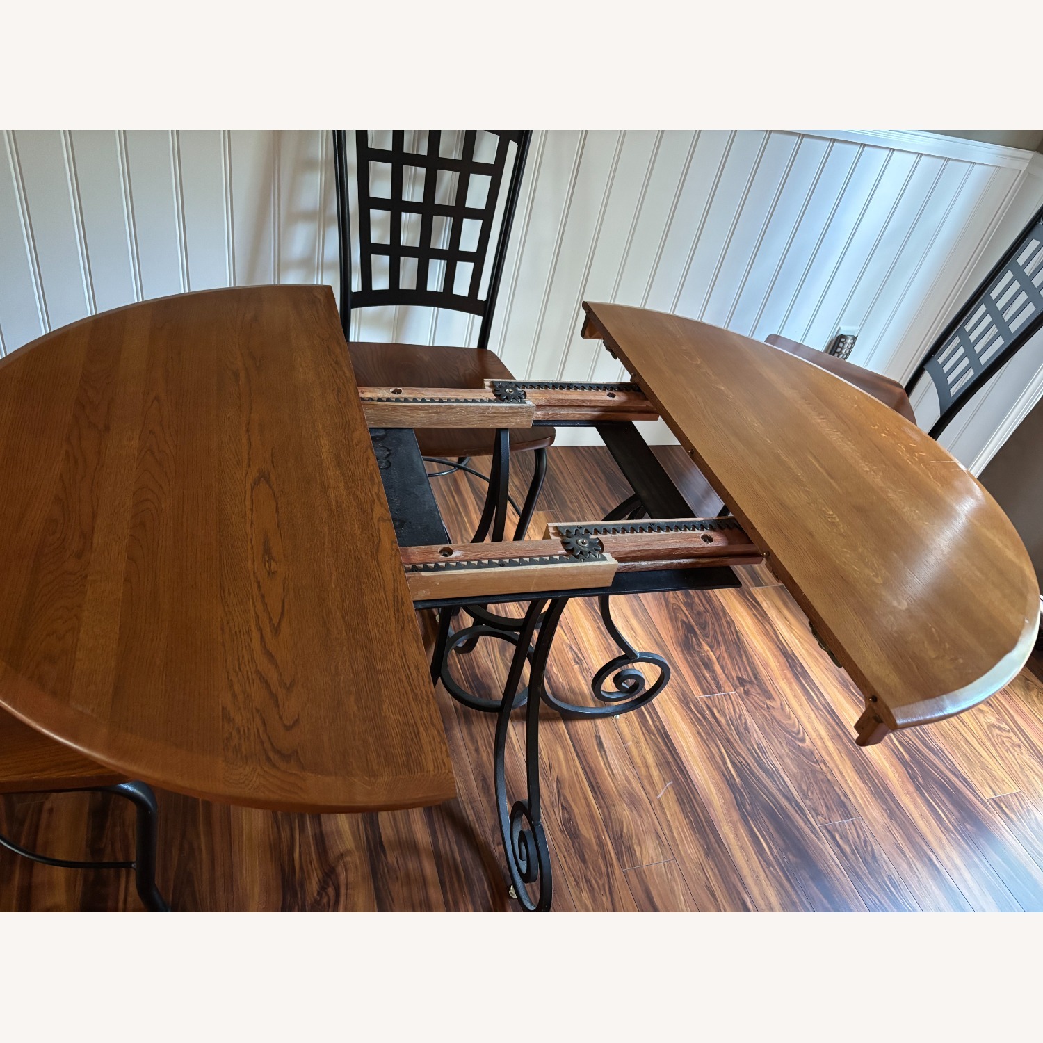 5 Piece Oval Extendable Dining Set - image-8