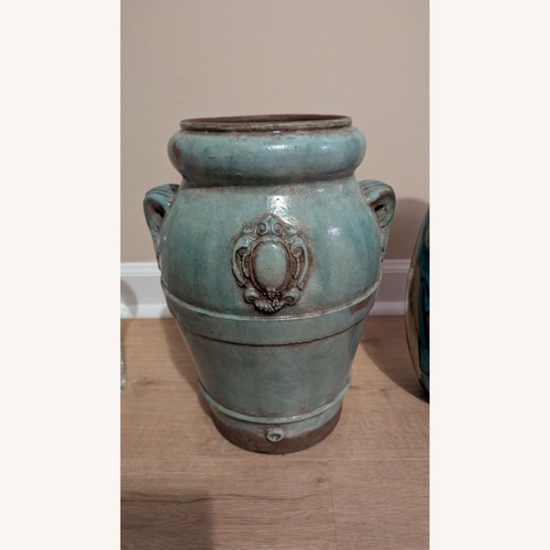 Used Vintage Pottery for sale on AptDeco