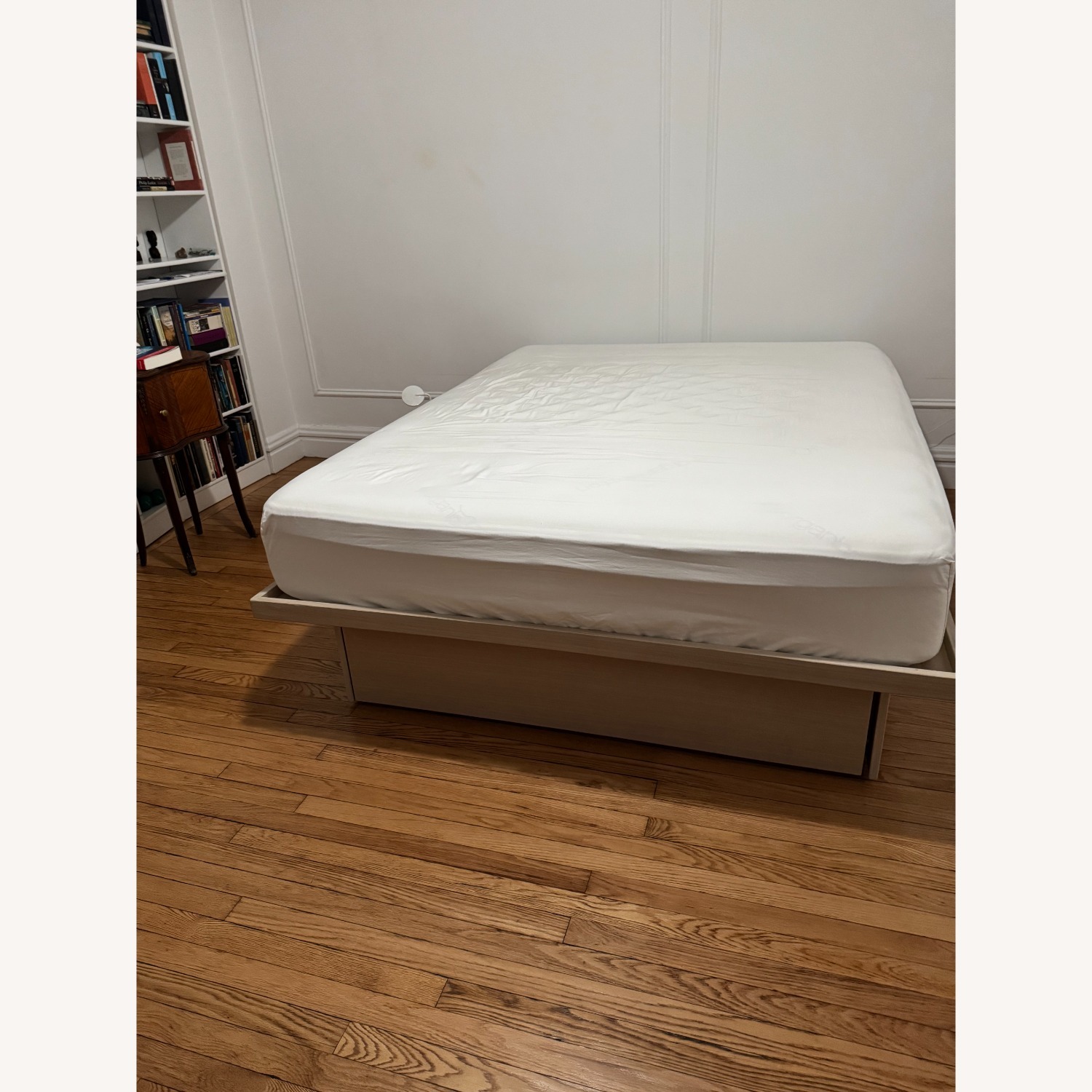 Artisan Crafted Natural Wood Queen Bed - image-1