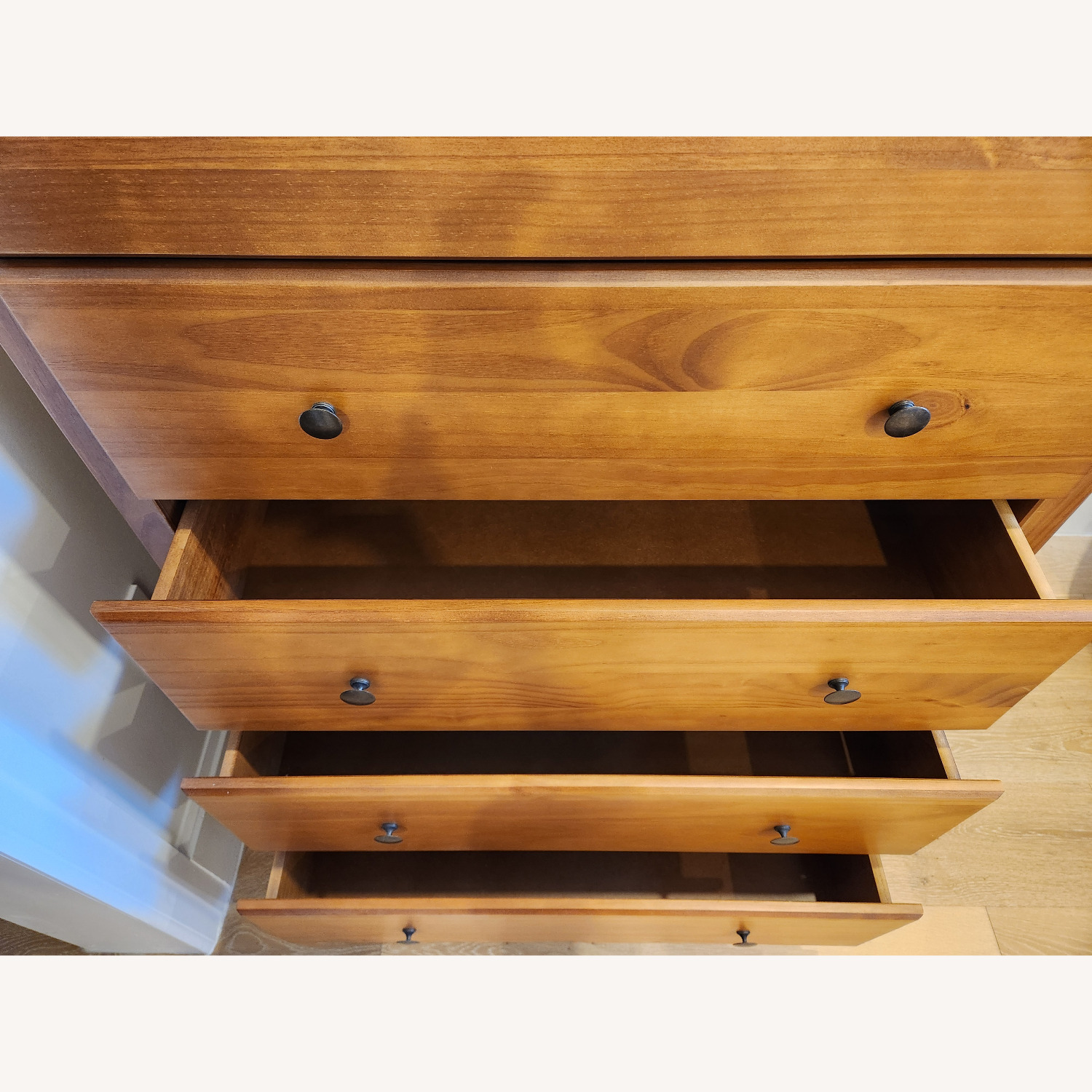 Shaker Style 5 Drawer Pine Wood Dresser - image-5
