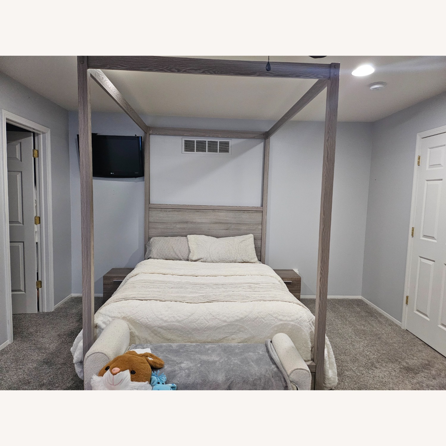 Light Gray Wood Queen Bed - image-1