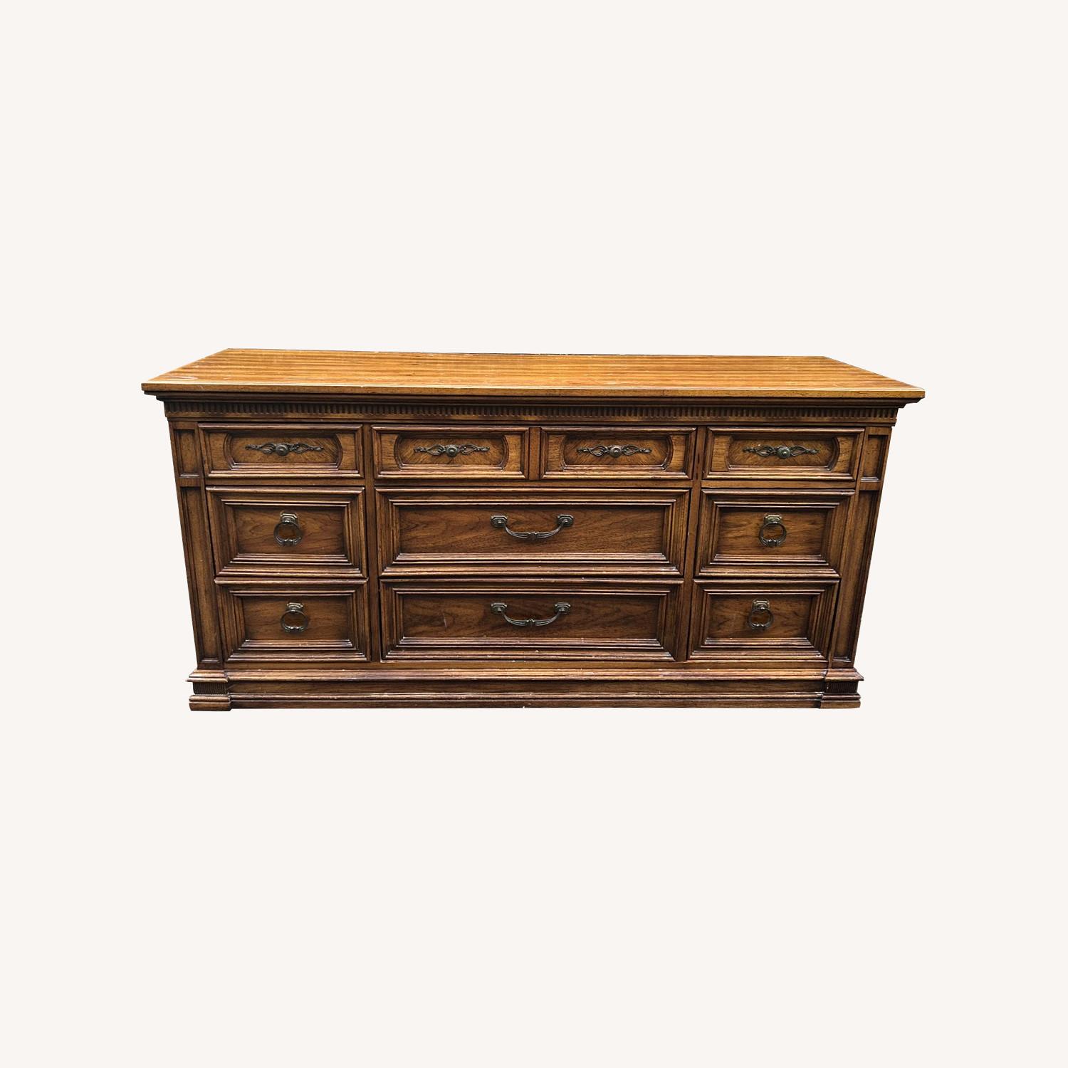 Vintage 9 Drawer Dresser Huntley by Thomasville - image-0