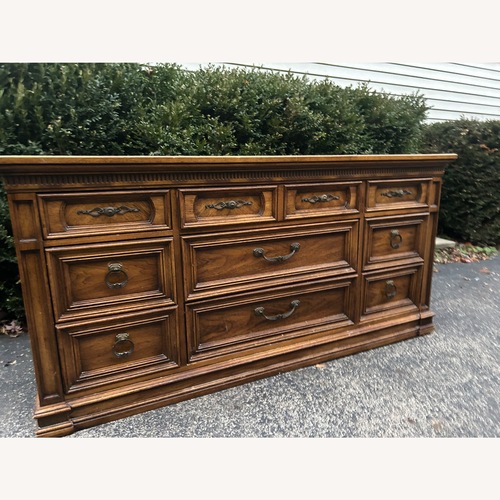 Used Vintage 9 Drawer Dresser Huntley by Thomasville for sale on AptDeco