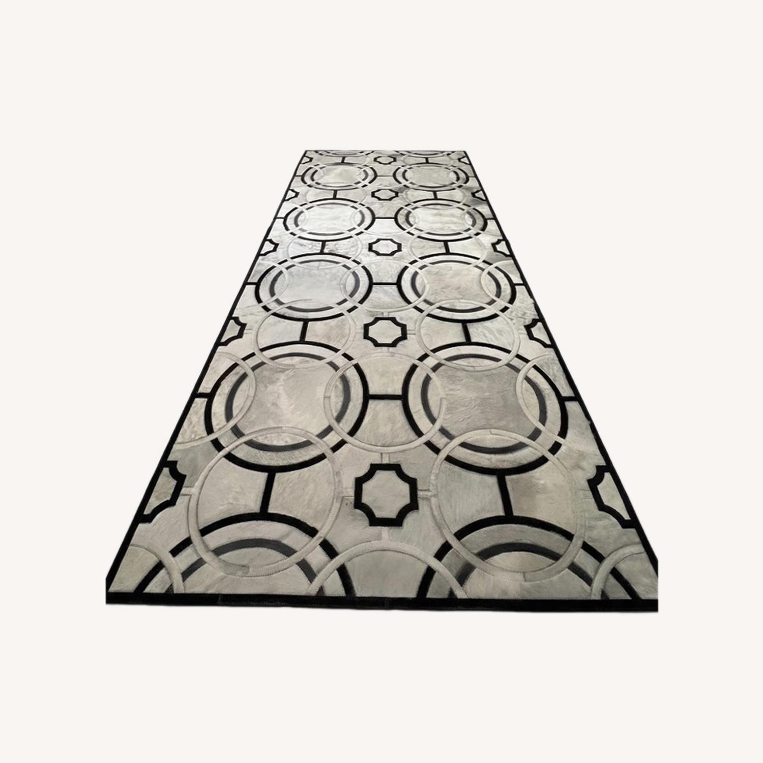 Kyle Bunting Rug Revolution Pattern - image-0