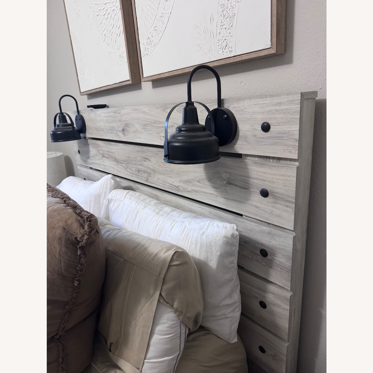 Wayfair Cambeck Light Gray Wood Queen Bed - image-3