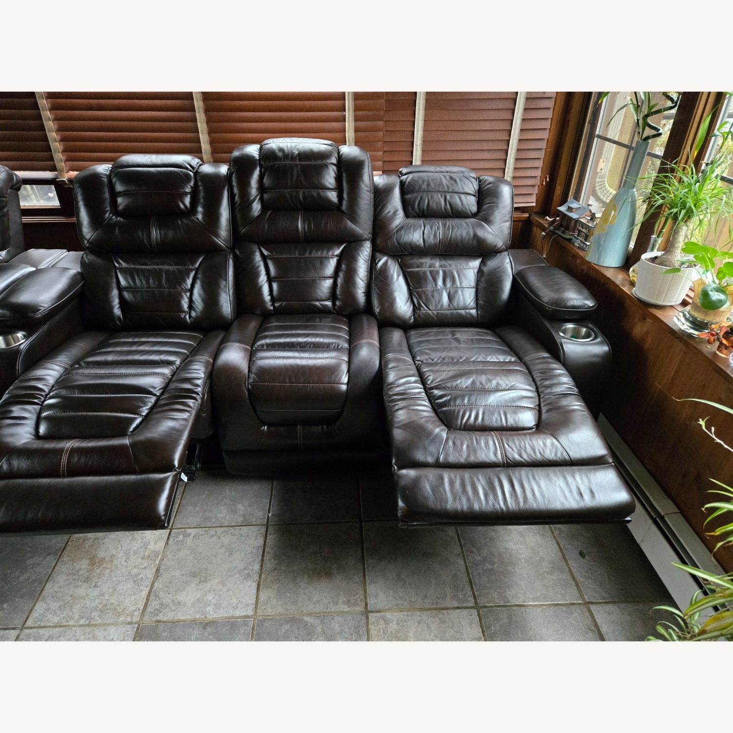 Raymour & Flanigan Orthello Dual Power Sofa - image-7