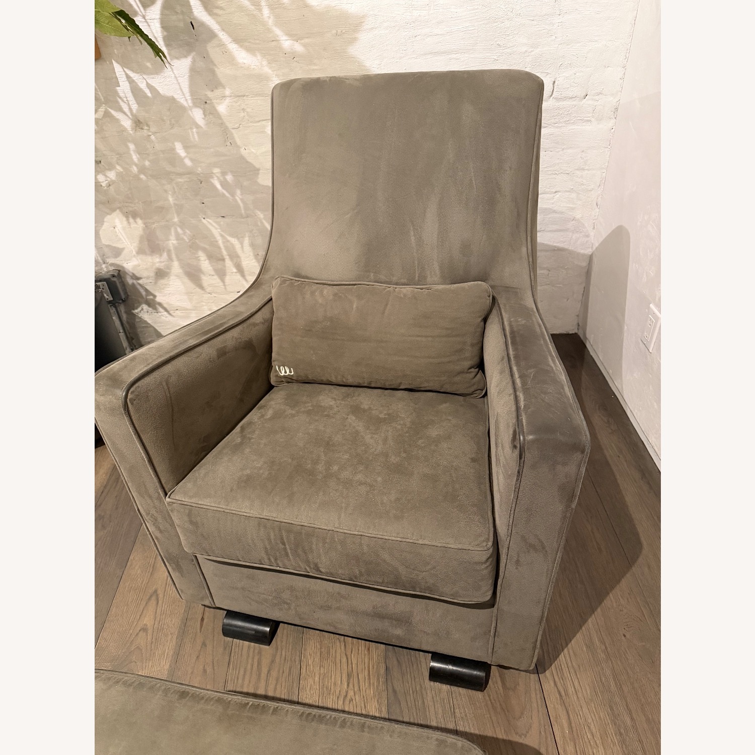 Monte Design Luca Dark Gray Glider &  Ottoman - image-8