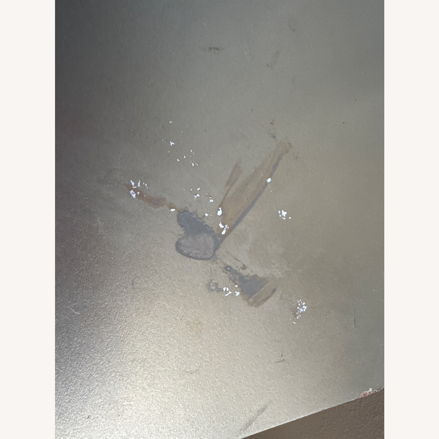 CrownMark Furniture 2018 Gold Wood Dresser - image-5