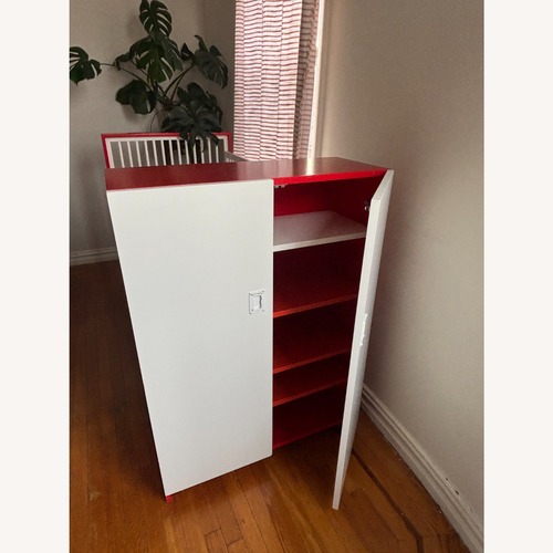 Used DucDuc Aj Crib White Wood Crib for sale on AptDeco