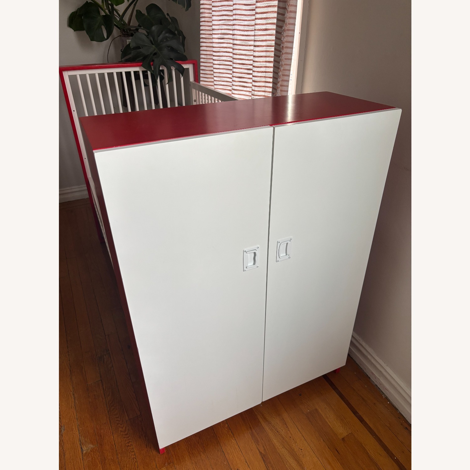 DucDuc Aj Crib White Wood Crib - image-3