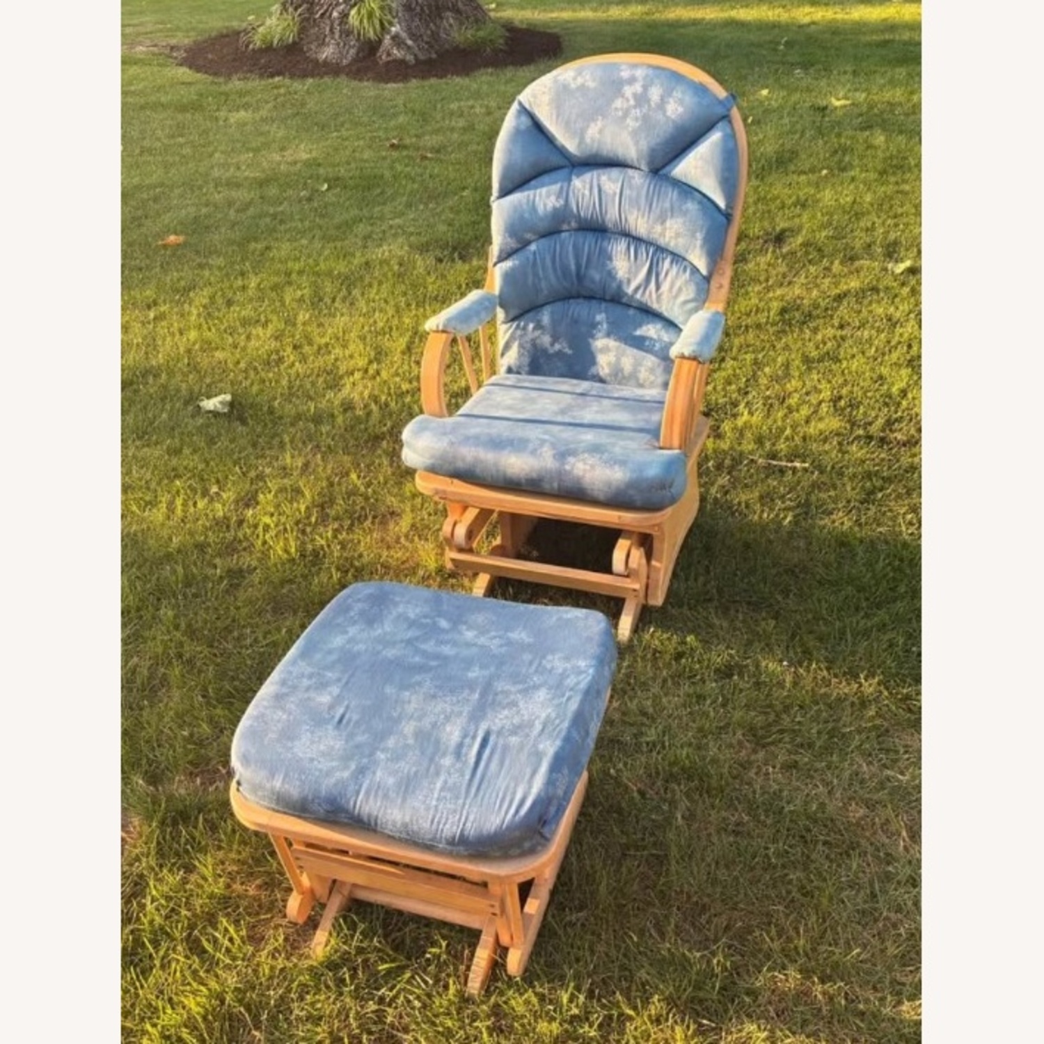 Raymour & Flanigan Blue Ottoman + Chair - image-6