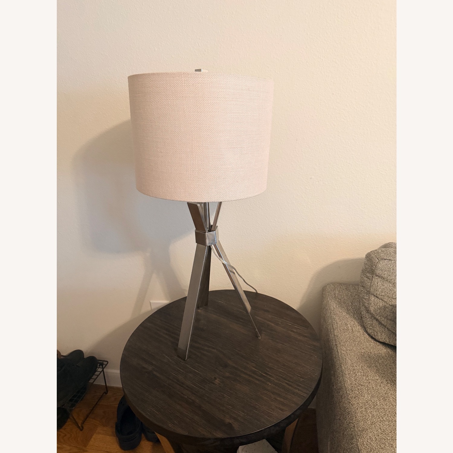 Rooms To Go Sutterfield 2 Pc Sectional - image-4