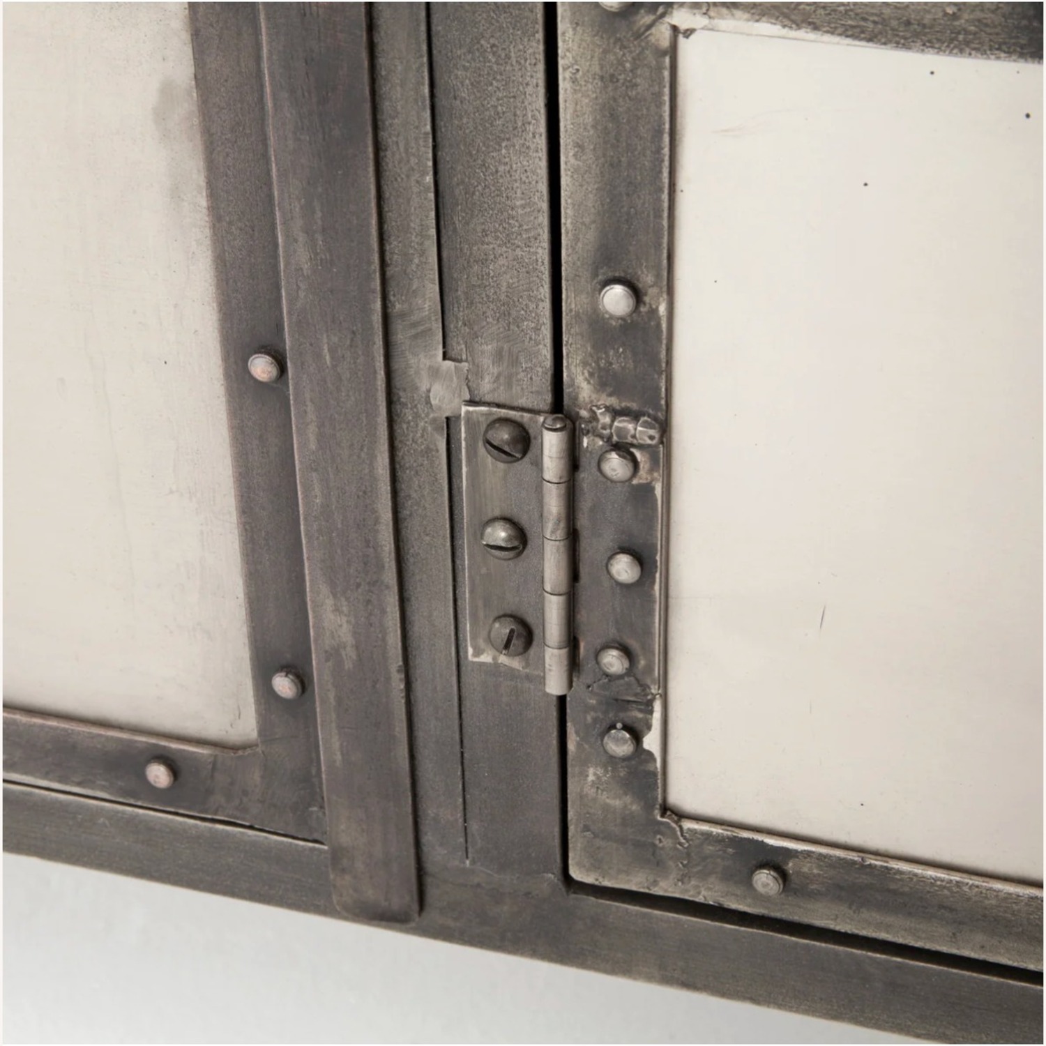 Lovecup Industrial Media Console - image-3