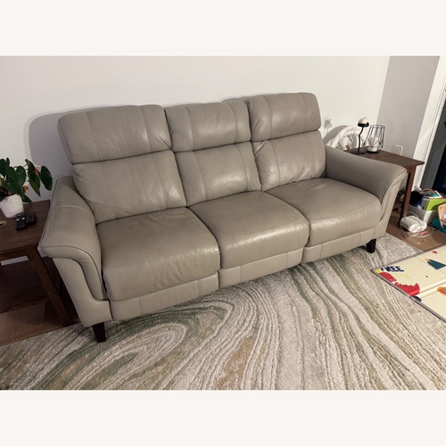 Used Rooms-To-Go Power Recliner 3-Seater Leather Sofa for sale on AptDeco
