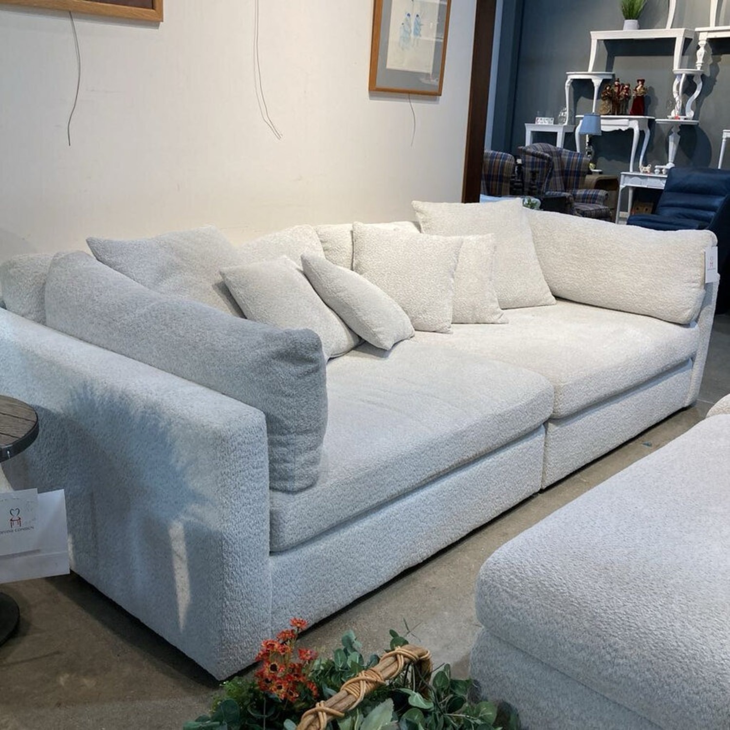 American Signature Haven Media 4-Piece Sectional - image-4