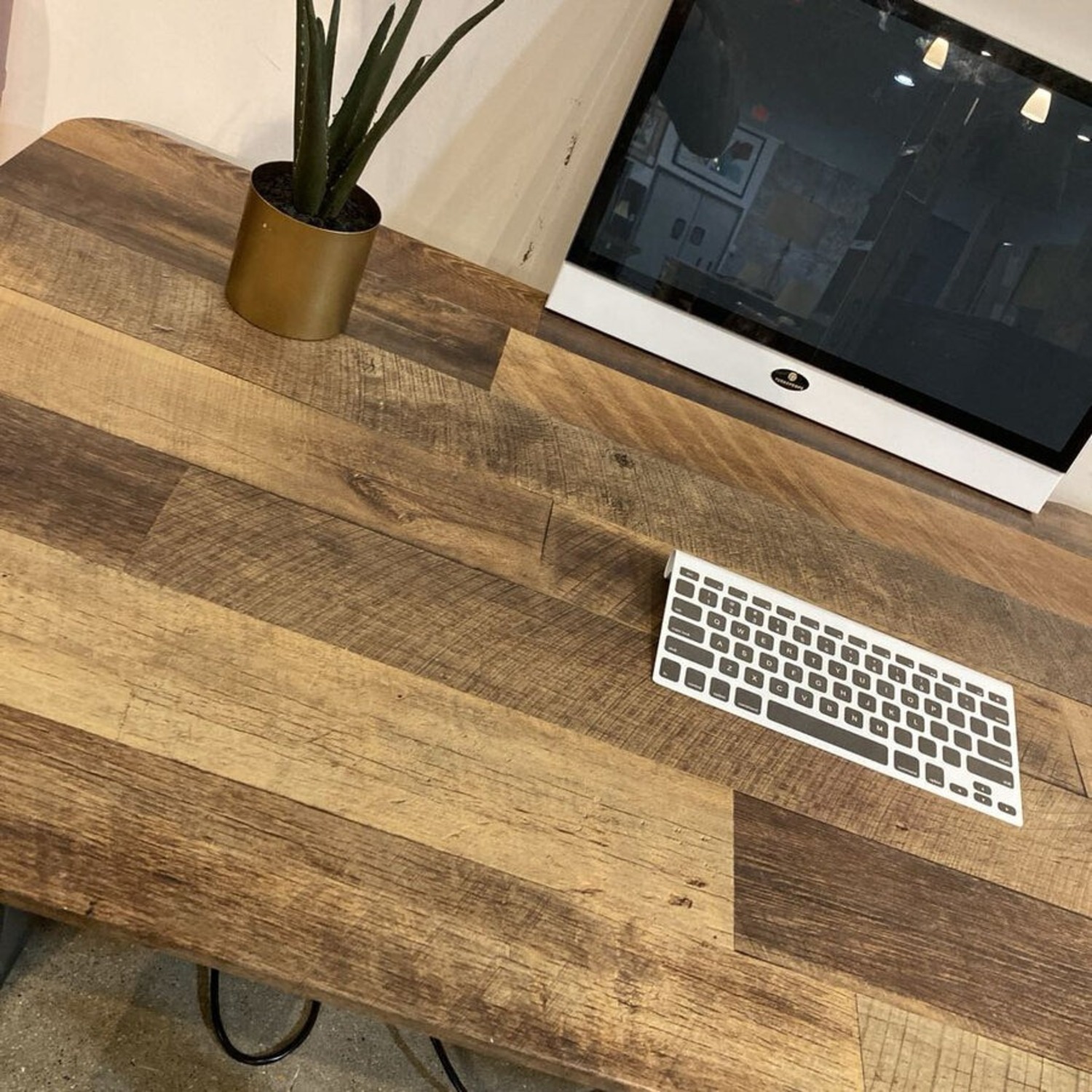 VariDesk Ergo Electric Standing Desk - image-10