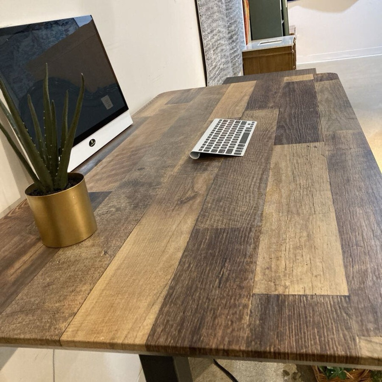 VariDesk Ergo Electric Standing Desk - image-6