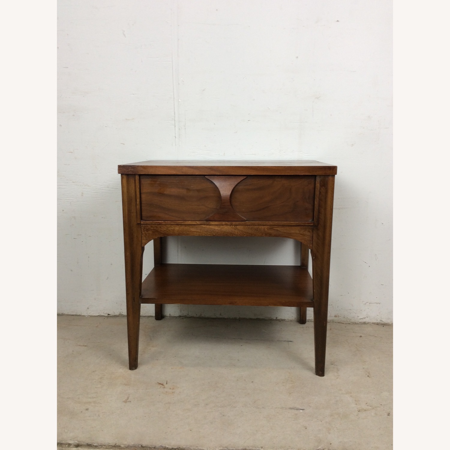Mid Century Kent-Coffey Perspecta End Table  - image-1